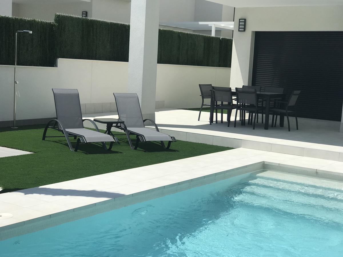 Villa Deluxe La Marina Beach Аликанте Екстериор снимка